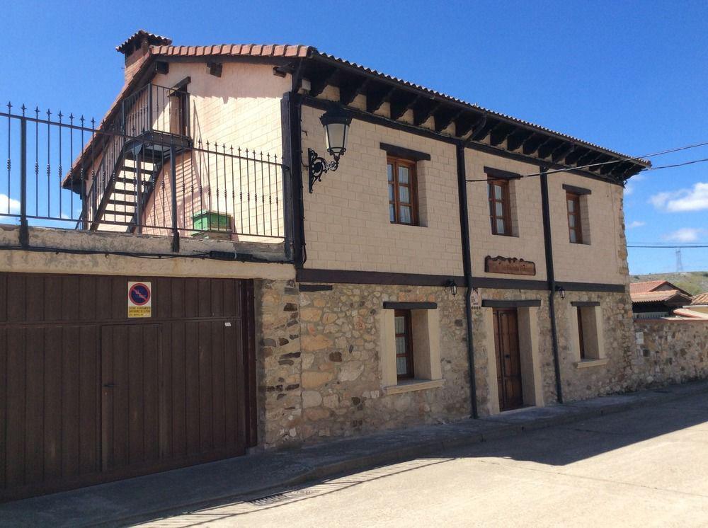 Majada Palentina Pension Villanueva de Arriba Buitenkant foto