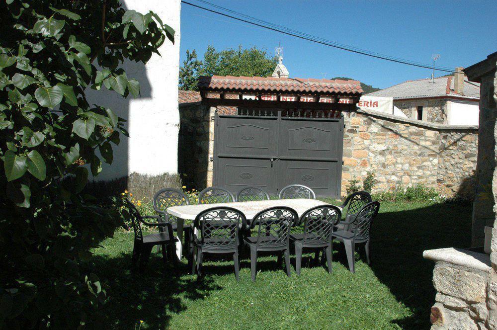 Majada Palentina Pension Villanueva de Arriba Buitenkant foto