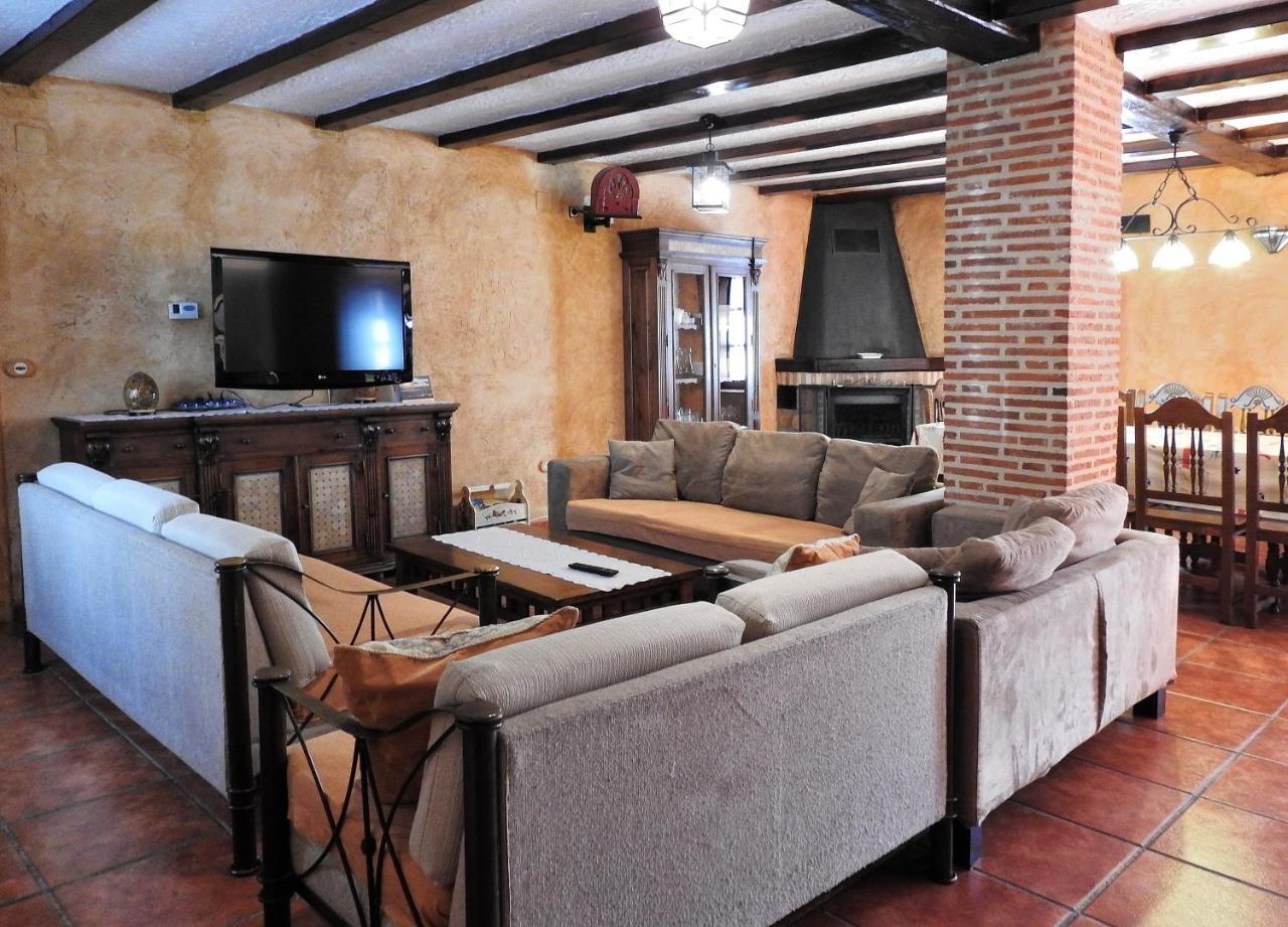 Majada Palentina Pension Villanueva de Arriba Buitenkant foto