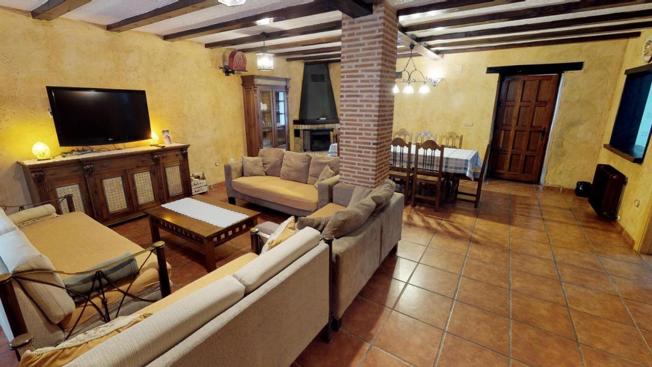 Majada Palentina Pension Villanueva de Arriba Buitenkant foto