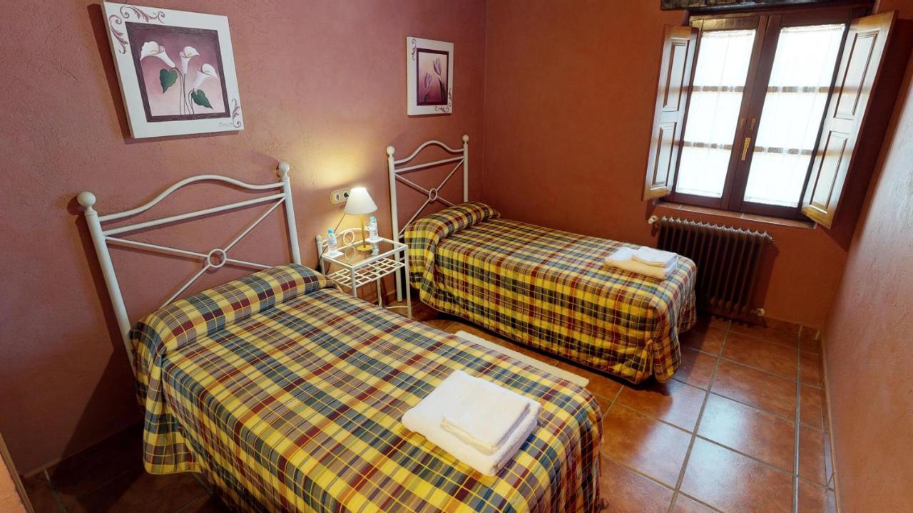 Majada Palentina Pension Villanueva de Arriba Buitenkant foto